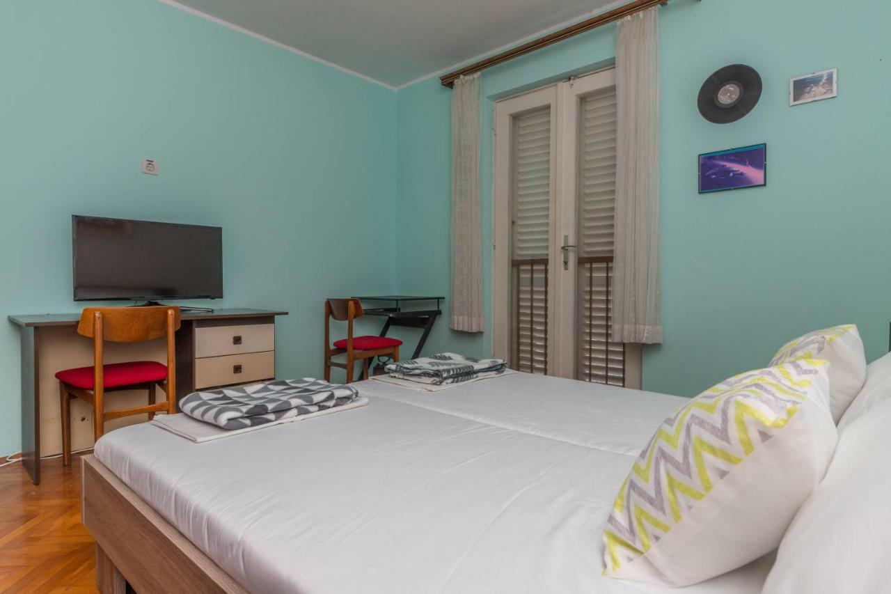 Apartment Center Crikvenica Buitenkant foto