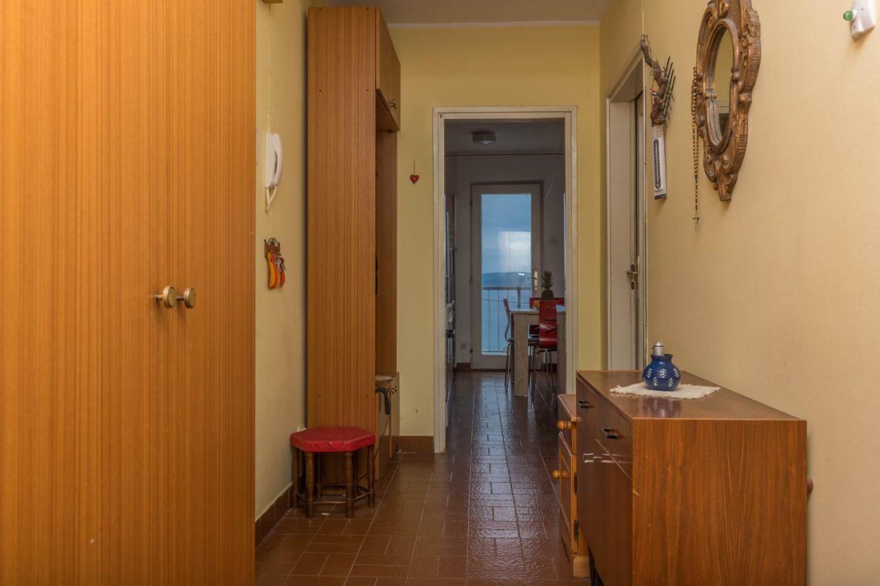Apartment Center Crikvenica Buitenkant foto