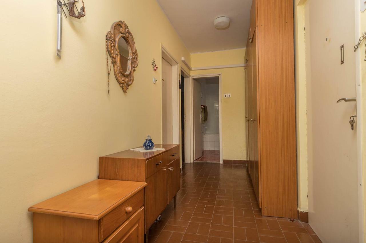 Apartment Center Crikvenica Buitenkant foto